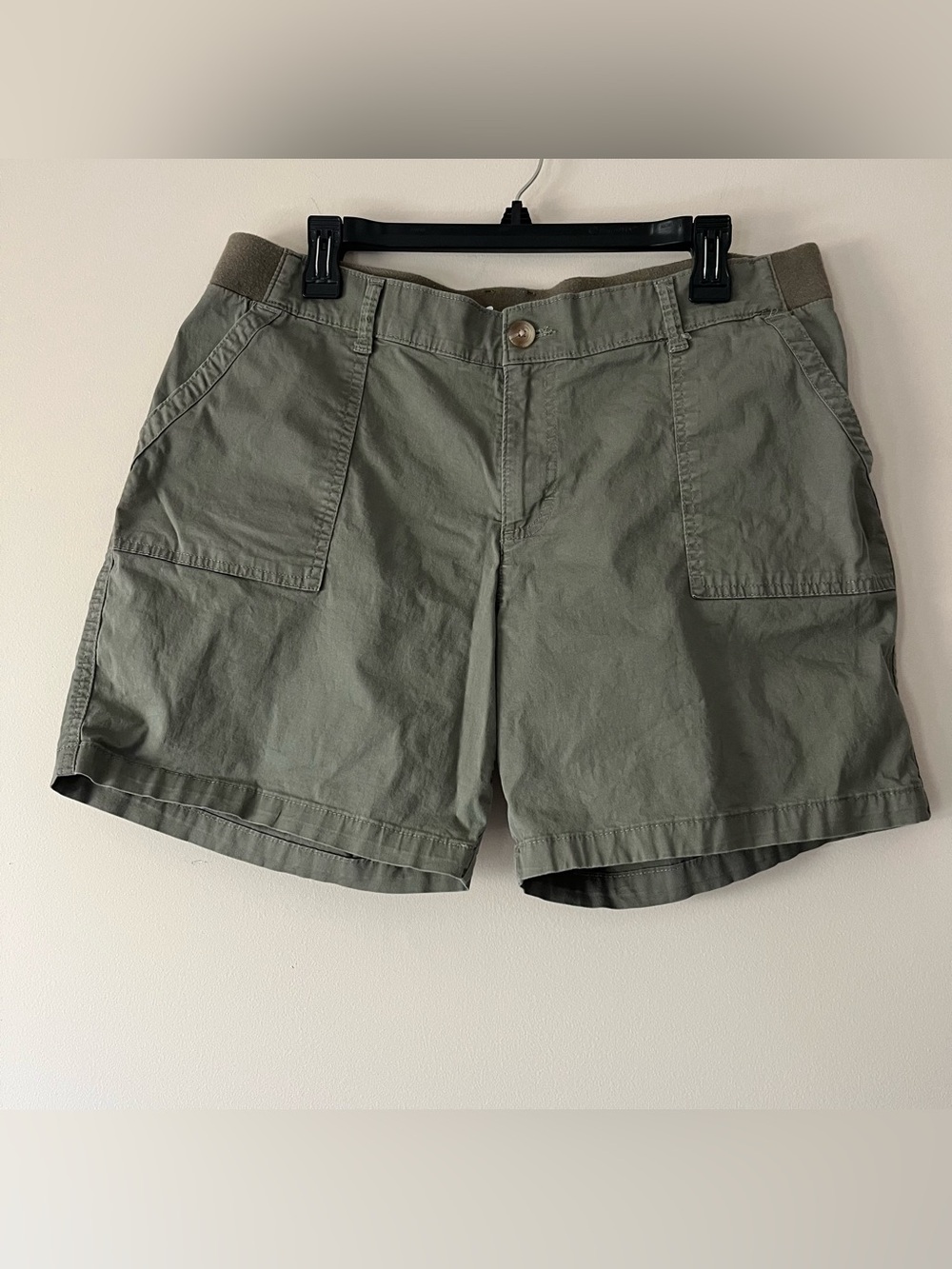 Lee Regular Fit Mid-Rise Bermuda Shorts